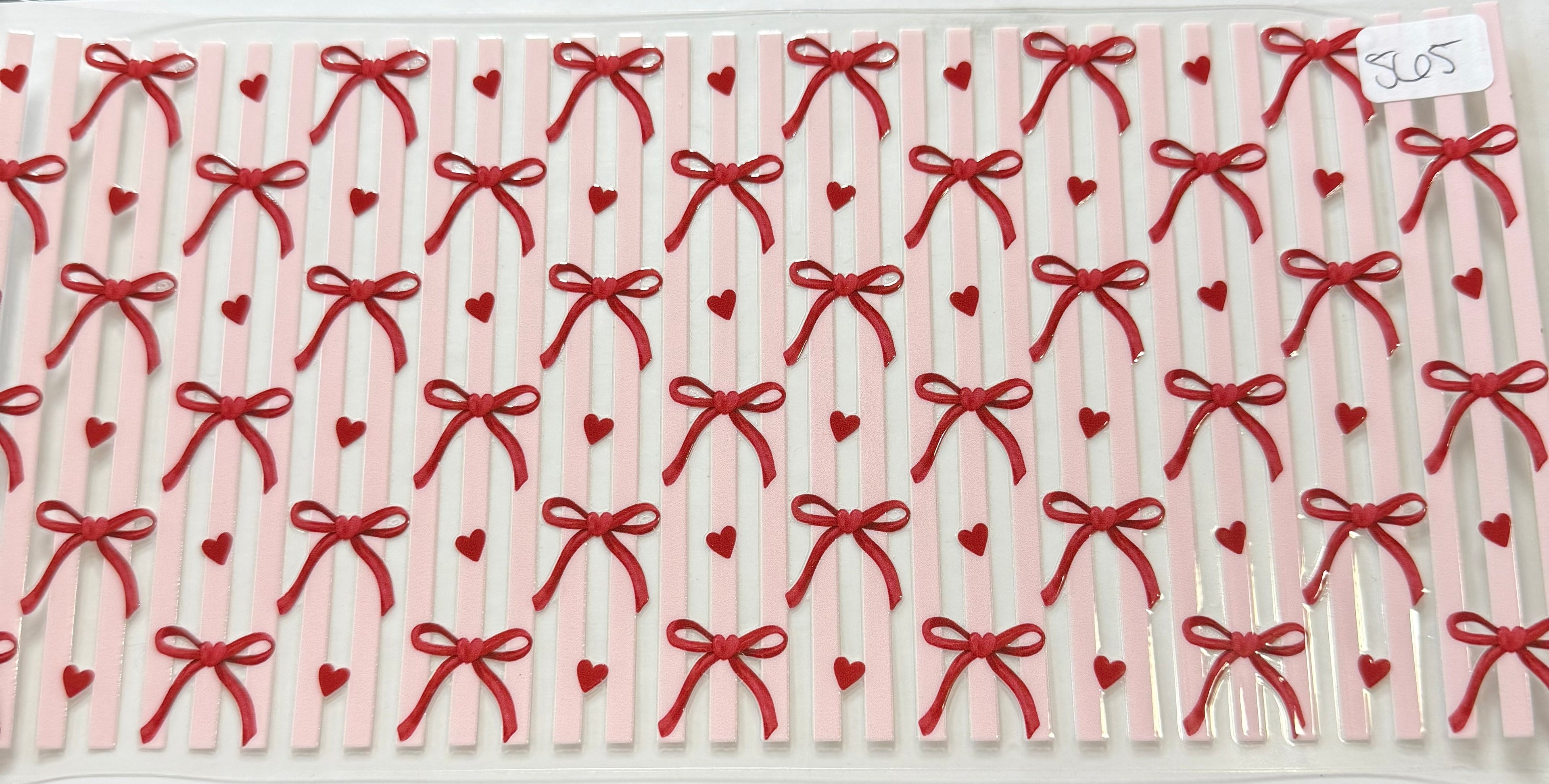 565 Bows and hearts