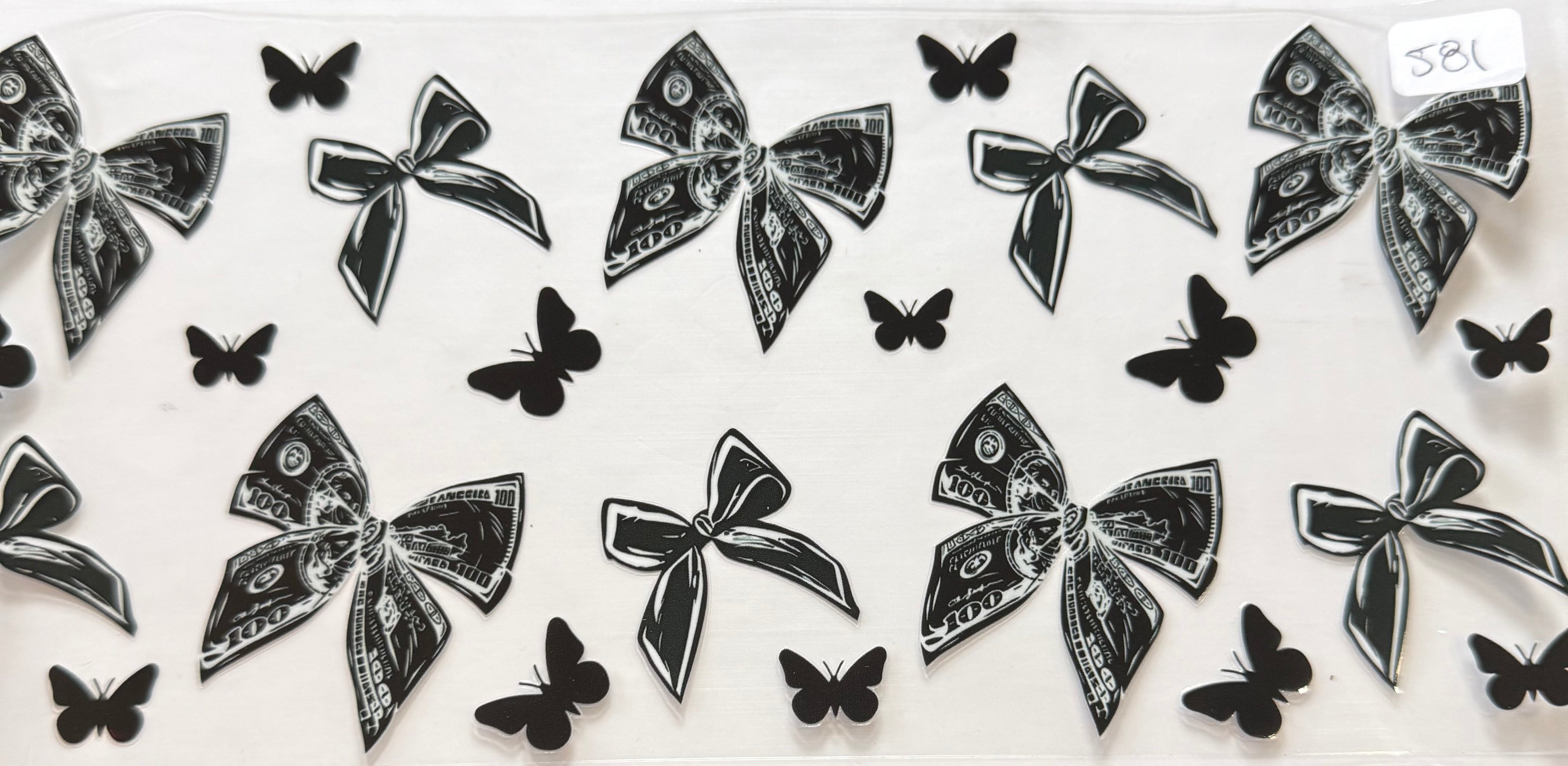 581 Bows and butterflies